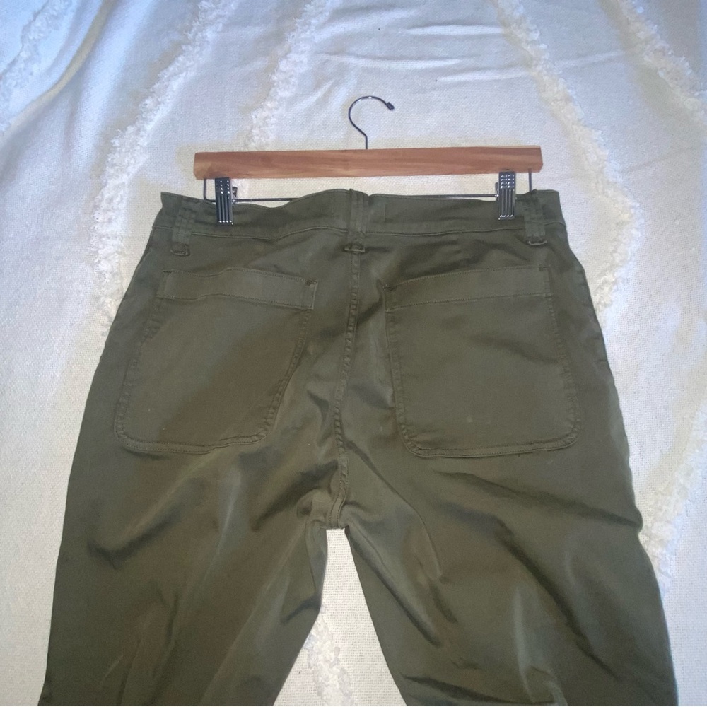 Madewell Mid-Rise Kick Out Jeans Olive Green Size 31 - Picture 14 of 17